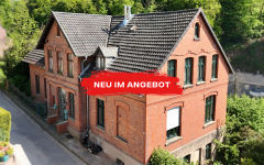 Hauptbild Dreifamilienhaus mit vielseitigen Nutzungsmöglichkeiten.