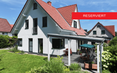 Hauptbild RESERVIERT - Junges Einfamilienhaus mit idyllischem Garten